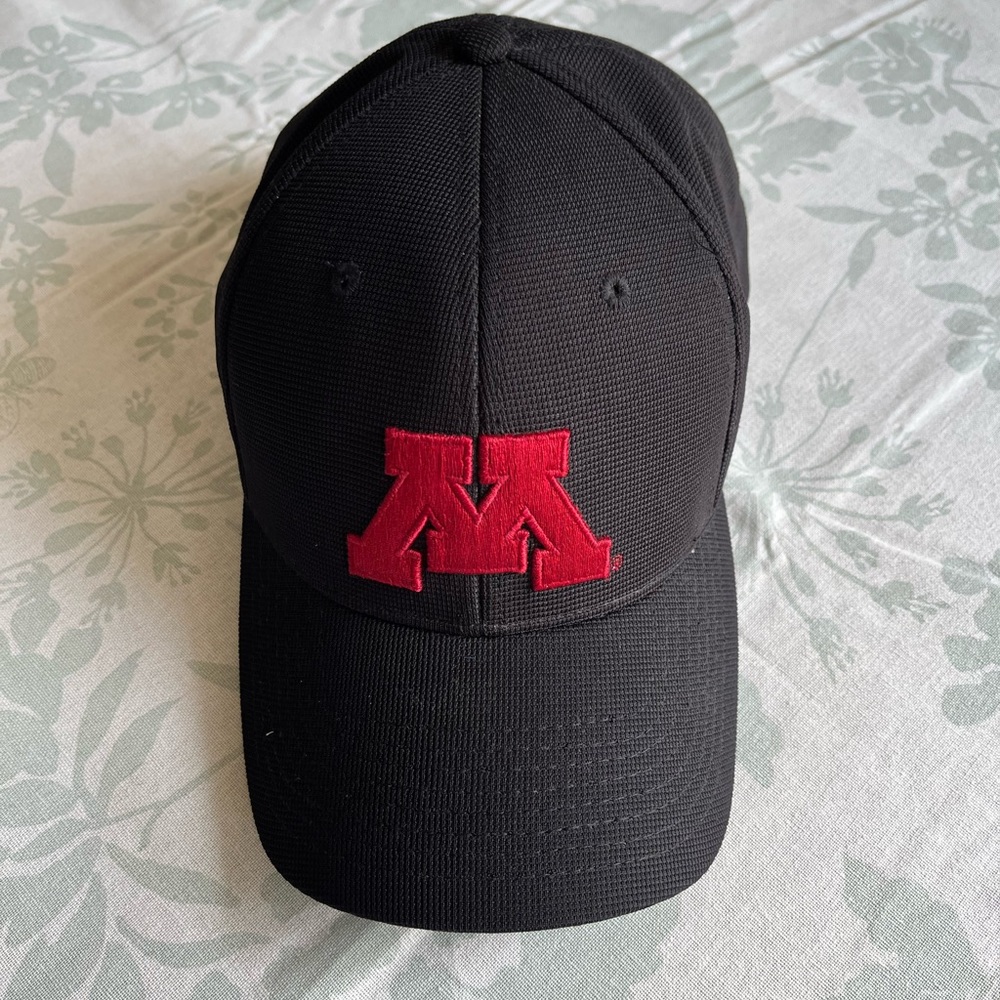 Men’s NCAA Minnesota Gophers Ball cap hat